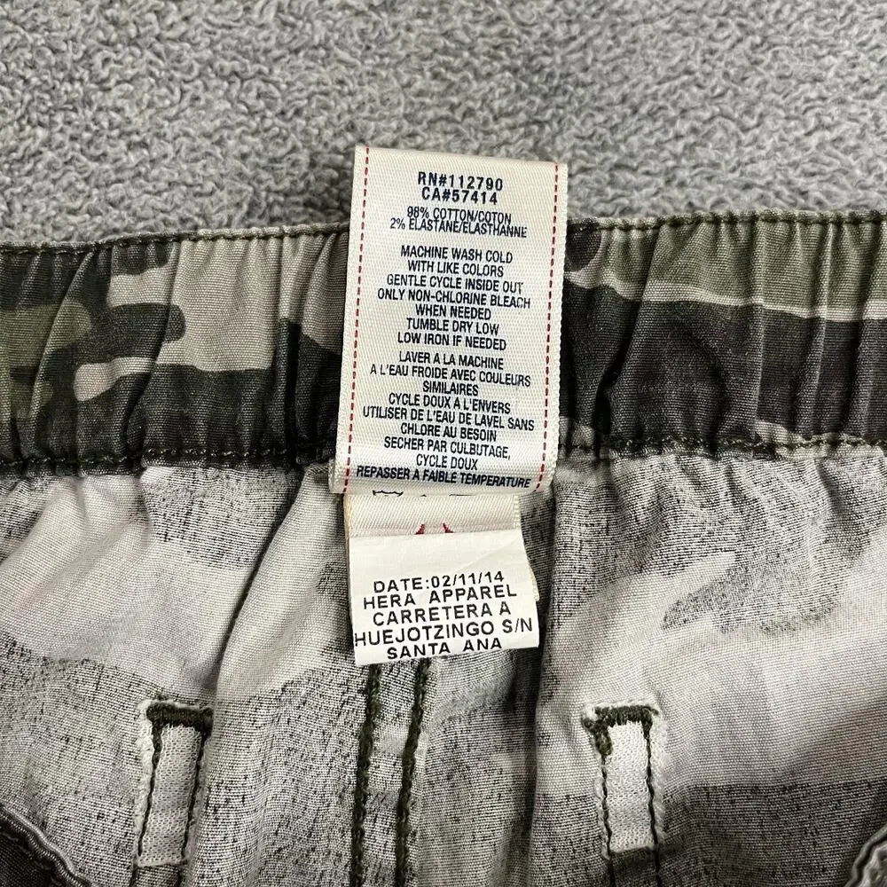 True Religion Camo Jogger Pants Men's Size L Drawstring Camouflage Sweats B342
